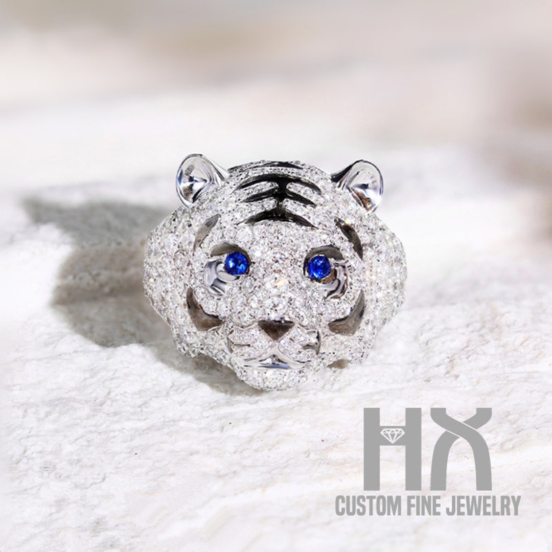 2.25CTW Diamond and Sapphire 3D Tiger Ring in Solid 18K Gold 2.25CTW Diamond and Sapphire 3D Tiger Ring in Solid 18K Gold