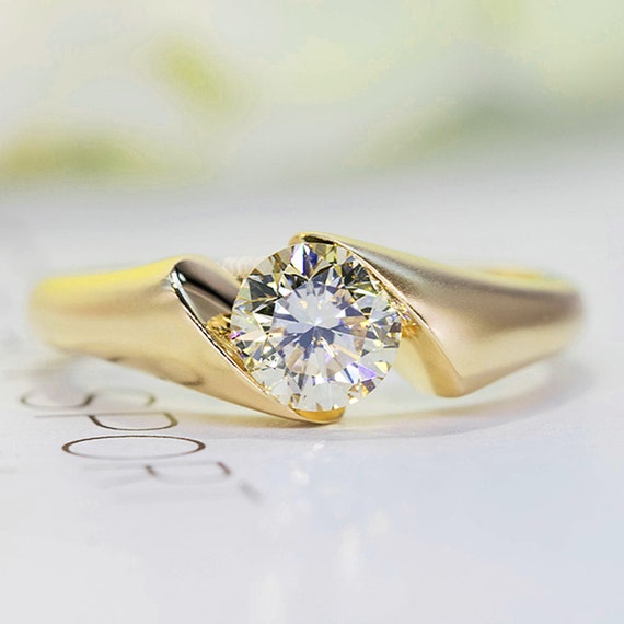 Anillo de compromiso de diseno moderno de oro de 18 k diamante cultivado en laboratorio de 1 0 quilates VS2 claridad F color joyeria HX
