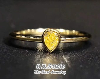 SALE! Solid 18K Gold Diamond Engagement Ring, Fancy Yellow Diamond Wedding Ring, Promise Ring, Pear Shape Diamond Ring, Valentine's Day Gift