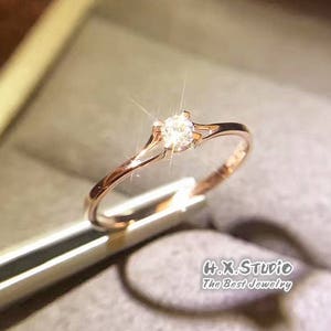 Diamond Solitaire Wedding Ring in 18k Gold/0.10ct Dainty Stackable Ring/Daily Wedding Ring/Custom Jewelry/Gift for Women and Girls