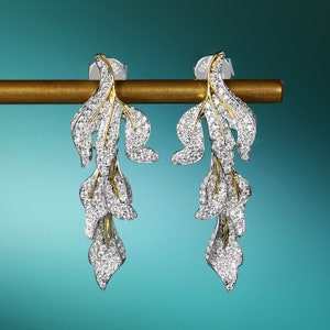 Diamond Leaf Stud Earrings in Solid 18k Gold/Custom Fine Jewelry/Personalization Design/Unique Gift for Women and Girls