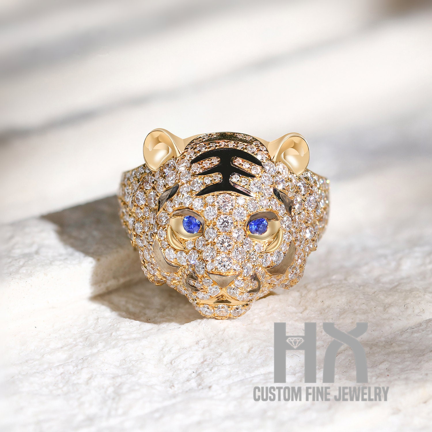 Diamond Tiger Ring Stock Photo 662220877 | Shutterstock