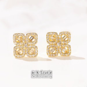 Diamond Lucky Clover Earrings, Solid 18k Gold, Genuine Diamond, Elegant Earrings,Trendy Jewelry,Gift for Her,Christmas,Customization Jewelry