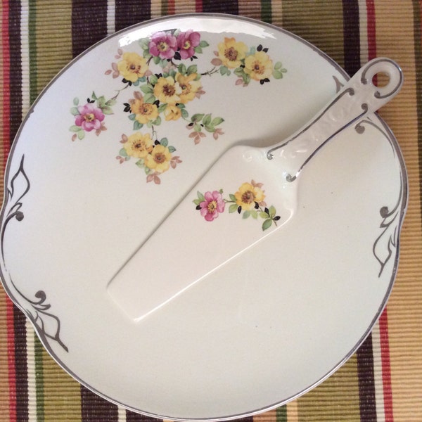 HOLD FOR SOOKKYUNG - Antique cake platter & server