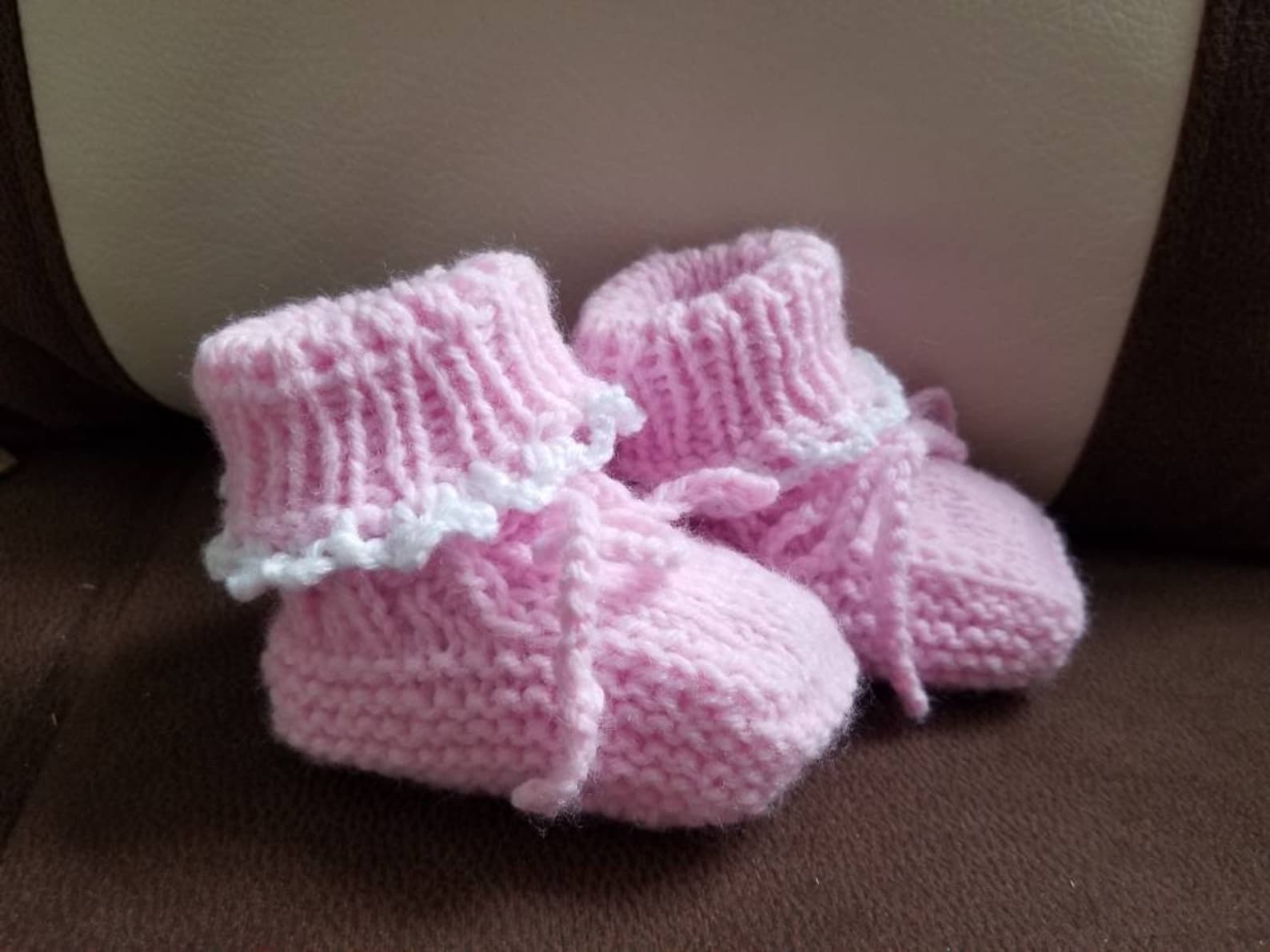 Pink Hand Knit Baby Booties Newborn Babies Booties Unisex Etsy