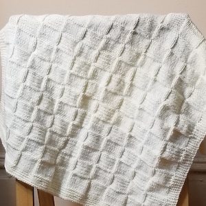 Hand Knit Baby Blanket: White Receiving Blanket, Babyshower Gift