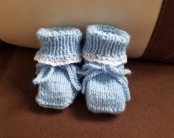 Blue Hand Knit Baby Booties, Newborn Babies Booties, Unisex Booties, Babyshower Gift Idea, Handmade Booties, Crib Booties, Baby Shoes