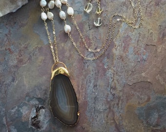 Large Agate Necklace / Agate Pendant with Pearl Chain / Gold Agate Pendant Necklace