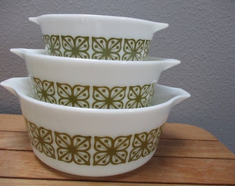 Vintage Pyrex VERDE  Green SQUARE FLOWER  Casserole Dishes No lids Set of 3