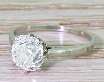 Art Deco 2.32 Carat Old Mine Cut Diamond Engagement Ring, circa 1920