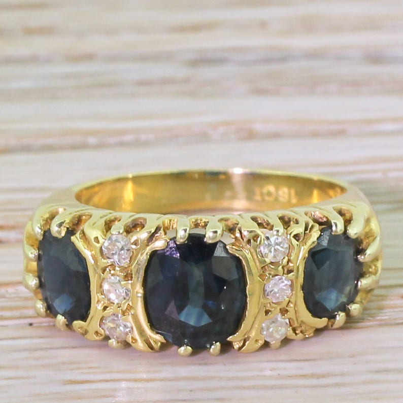 Late 20th Century Sapphire /& Diamond Trilogy Ring circa 1975