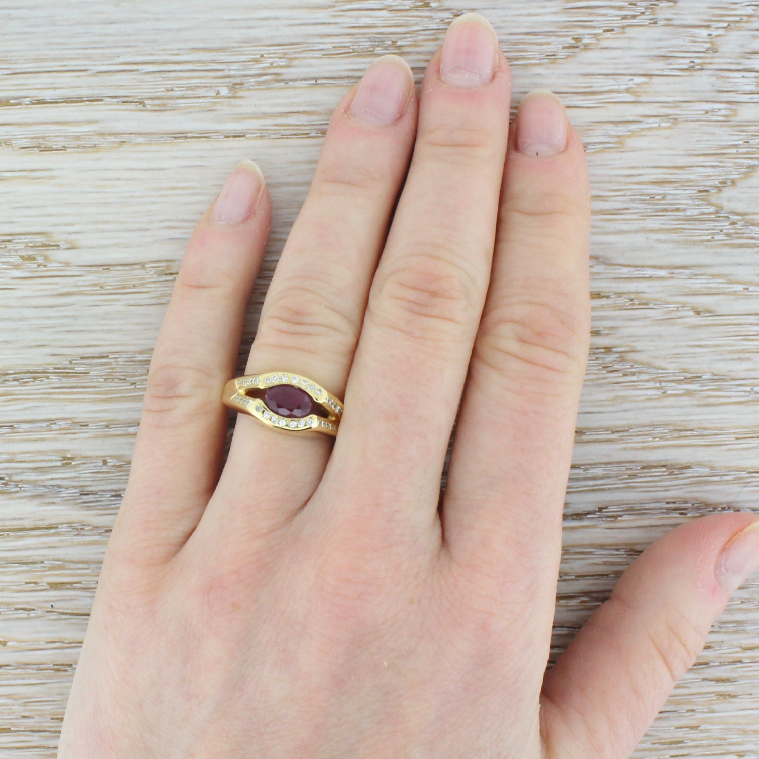 Late 20th Century 0.75 Carat Ruby Split Shank Ring Circa 1965 - Etsy