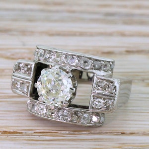 Art Deco 2,32 Karat old Cut Diamond Cluster Ring, ca. 1940