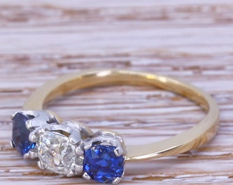 Art Deco 0.47 Carat Old Cut Diamond & 0.82 Carat Sapphire Trilogy Ring, circa 1920