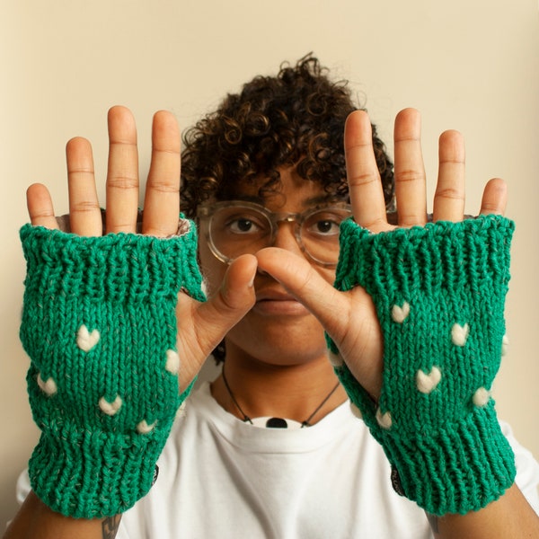 Unisex Adult Reflective Fingerless Mittens with 'heart' roving