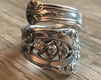 1934 Rose Point - 925 Solid Sterling Silver Spoon Ring - Sizes 6 - 12