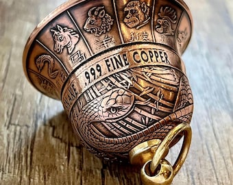 Campana de motocicleta del año 2025, Año de la Serpiente – Hecha a mano con monedas de cobre puro .999 + Caja de regalo