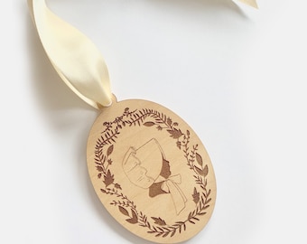 Custom Engraved Wooden Silhouette Portrait Ornament • Wonderful Christmas Gift!