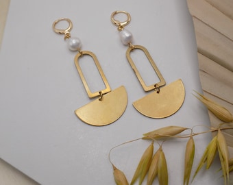 XI. Mother of Pearl Geometric Earrings | SPRING + SUMMER Series