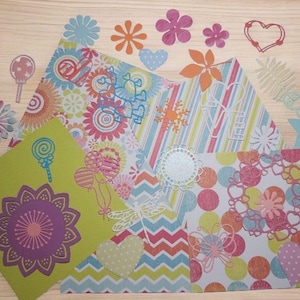 Complete set voor scrapbooking en andere projecten. Journaling, wenskaarten, planner. 5 stuks kunstpapier en 30 verschillende stansvormen.