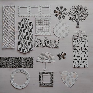 Assortment of small cutouts/ephemera/junk journal/scrapbooking supply/paper embellishment/greeting card/15 pieces