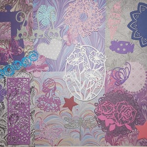 Ensemble complet pour projets de scrapbooking et autres. Journal, cartes de souhaits, agenda. 6 Papier artistique et 30 découpes assorties
