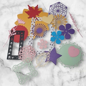 Kit de 20 découpes papier/Découpe perforées/fleurs/Dentelles/Scrapbooking/Carte de souhaits/Déco album/journal indésirable/Bricolage