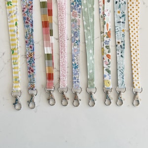 Spring Fabric Lanyards- Spring Lanyards- Floral Pastel Lanyard- Spring flower Lanyard- Floral Lanyard- Teacher Lanyard- Lanyard