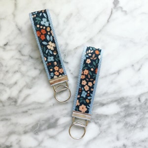 Navy Wildwood Key Fob- Fall Key fob- Floral Key Fob- Fabric Floral Key Fob- Dear stella fabric