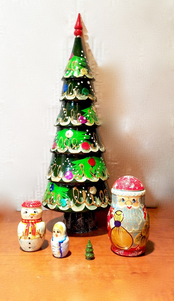 christmas tree nesting dolls
