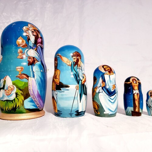Jesus nesting doll's, from shops birth to resurrection, 5 pcs 7 inches tall
