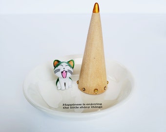 Personalisierte Katzenliebhaber-Keramik-Schmuckschale mit hölzernem Ringkegel – individueller Kätzchen-Ringhalter – motivierendes und lustiges Geschenk