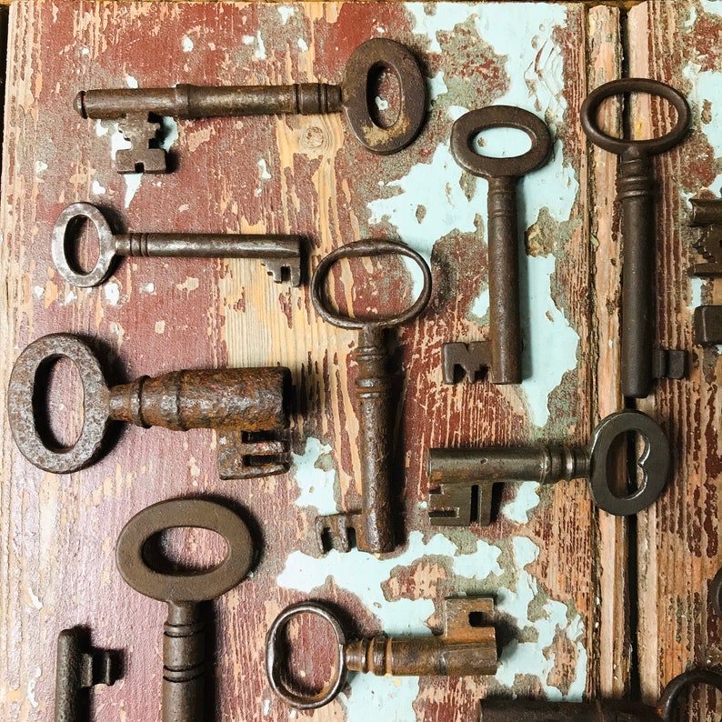 HUGE LOT of Vintage Keys. Antique Key. Old Metal Key. Handmade Etsy