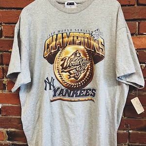 Vintage Majestic 1998 New York Yankees World Series Champion T Shirt (Size  L) — Roots