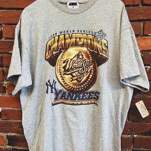 Vintage 90s Navy Blue Oversized New York Yankees Tee – Total