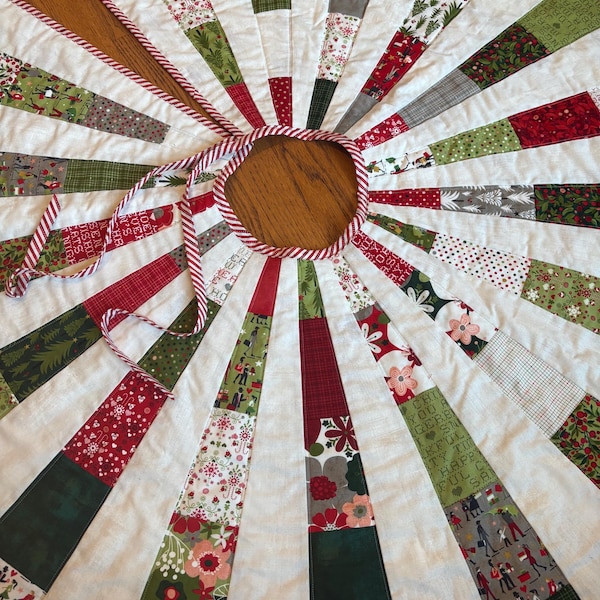 Modern quilted christmas tree skirt