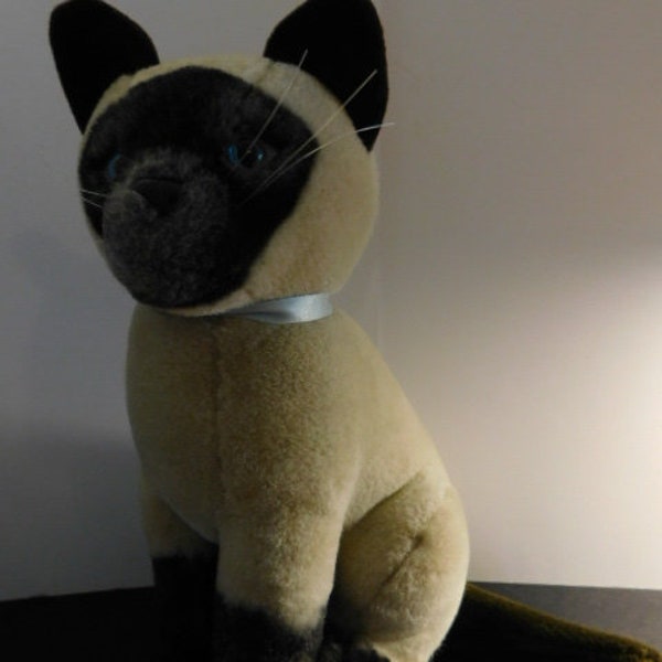 Adorable Stuffed Animal Siamese Cat Plush Toy 1989 DAKIN - Siamese Cat Toy Blue Eyes - Good Condition! Wonderful Gift Idea!
