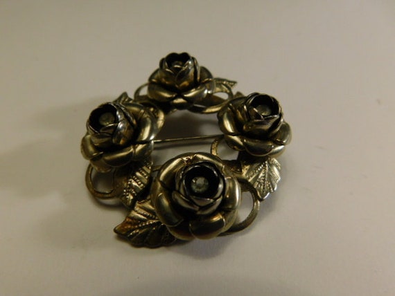 Fantastic Gold Tone Metal Cabbage Roses Design Br… - image 1