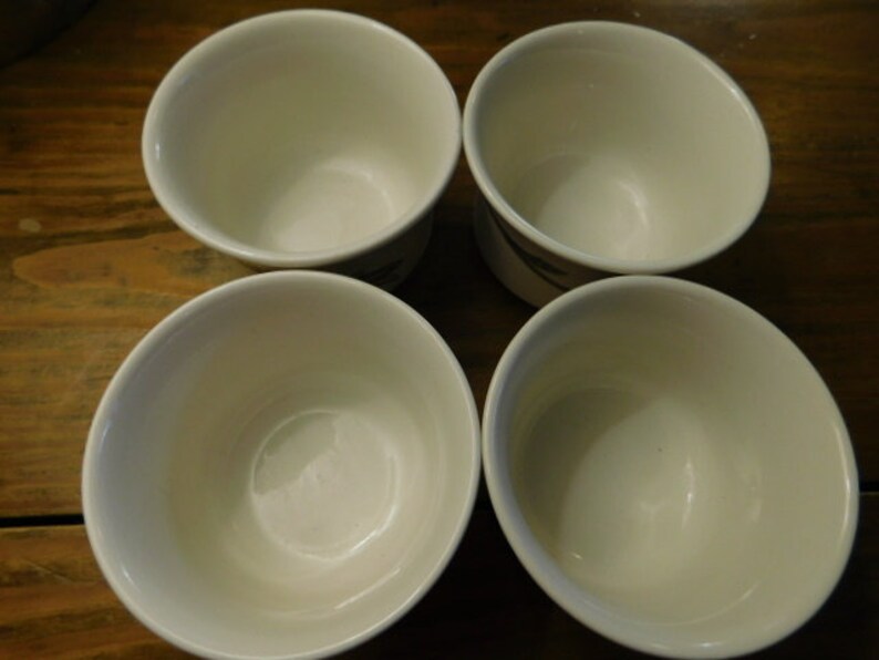 Set of Four White China Ramekins by ONEIDA Espree Bouillon - Cream ...