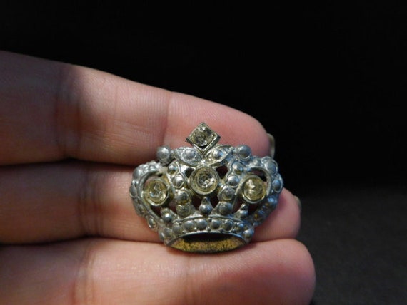 Vintage Silver Tone Metal Crown Brooch/Pin with F… - image 2