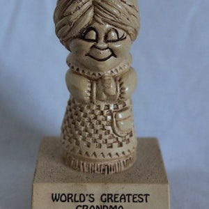 Vintage 1972 Paula Figurine - &quot;World&#39;s Greatest Grandma&quot; - W-246