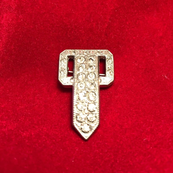 Art Deco Buckle Style Pin or Brooch, 1930s