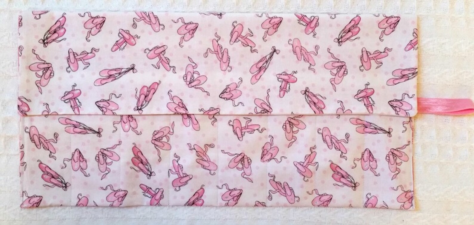pencil roll, colored pencil holder, roll, rollup for coloring, colored pencils, pencil roll up, free ship pink ballet slippers s pencil roll, colored pencil holder, roll, rollup for coloring, colored pencils, pencil roll up, free ship pink ballet slippers s