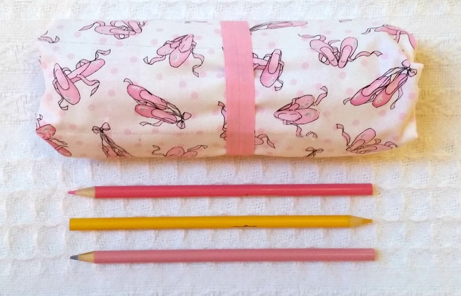 pencil roll, colored pencil holder, roll, rollup for coloring, colored pencils, pencil roll up, free ship pink ballet slippers s pencil roll, colored pencil holder, roll, rollup for coloring, colored pencils, pencil roll up, free ship pink ballet slippers s