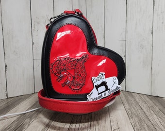 Batty sweethearts purse, handmade heart-shaped bag, lil heartbreaker crossbody bag, Gothic heart purse, Bats, Embroidered bag.