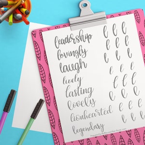 Pratique de lettrage à la main de A à Z, 26 lettres minuscules, 208 mots, lettrage à la main, téléchargement instantané, pinceau, rebond et calligraphie moderne