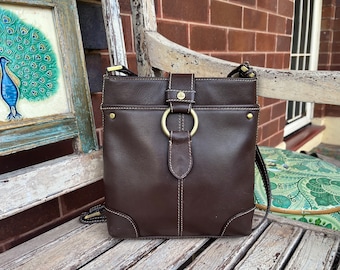 Vintage Brown Leather Shoulder Bag/Cross Body - Hobo - Vintage Brown Leather Cross Body Bag