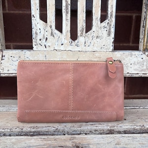 Ladies Tan Leather Colorado Wallet  - Purse -  Travel Wallet -Clutch - Brown Leather  - NWOT