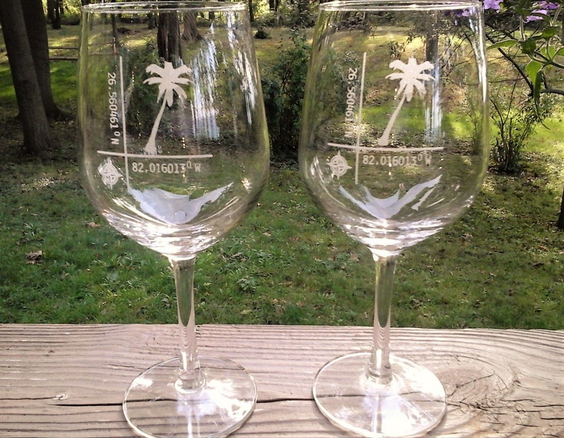 Glasses Customized Wineglasses Set of TWO image 2