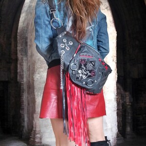 Black Red Skull Purse with Chain